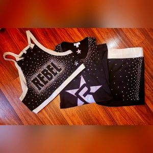 Rebel Athletics 3 piece set, Tank, Crop Top, and Shorts!!